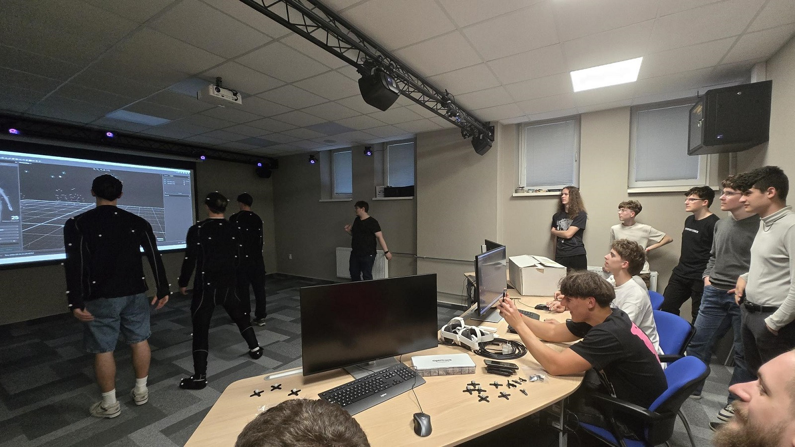 Úspešná realizácia workshopu pre stredoškolákov v rámci inžinierskeho projektu