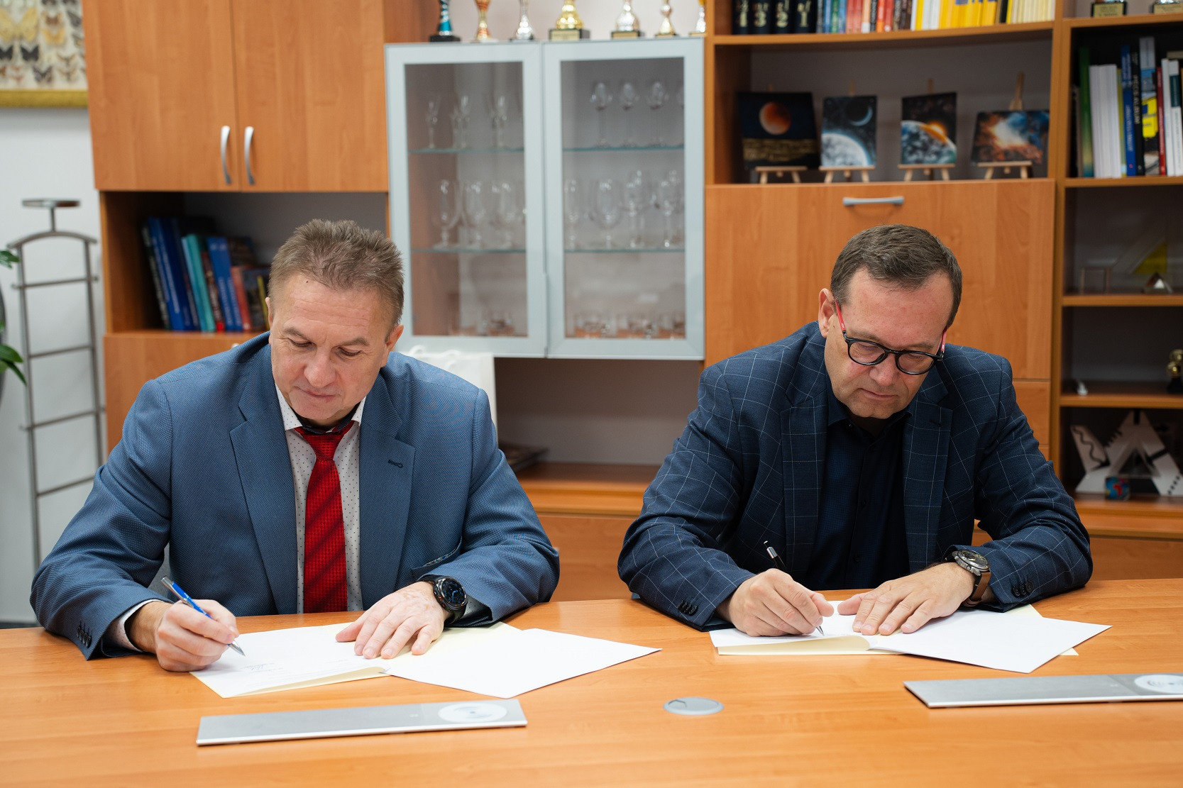 Uzatvorenie partnerstva FRI UNIZA so spoločnosťou Ernst & Young Technology Solutions