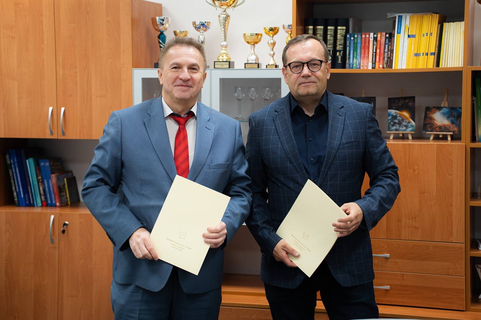 Uzatvorenie partnerstva FRI UNIZA so spoločnosťou Ernst & Young Technology Solutions