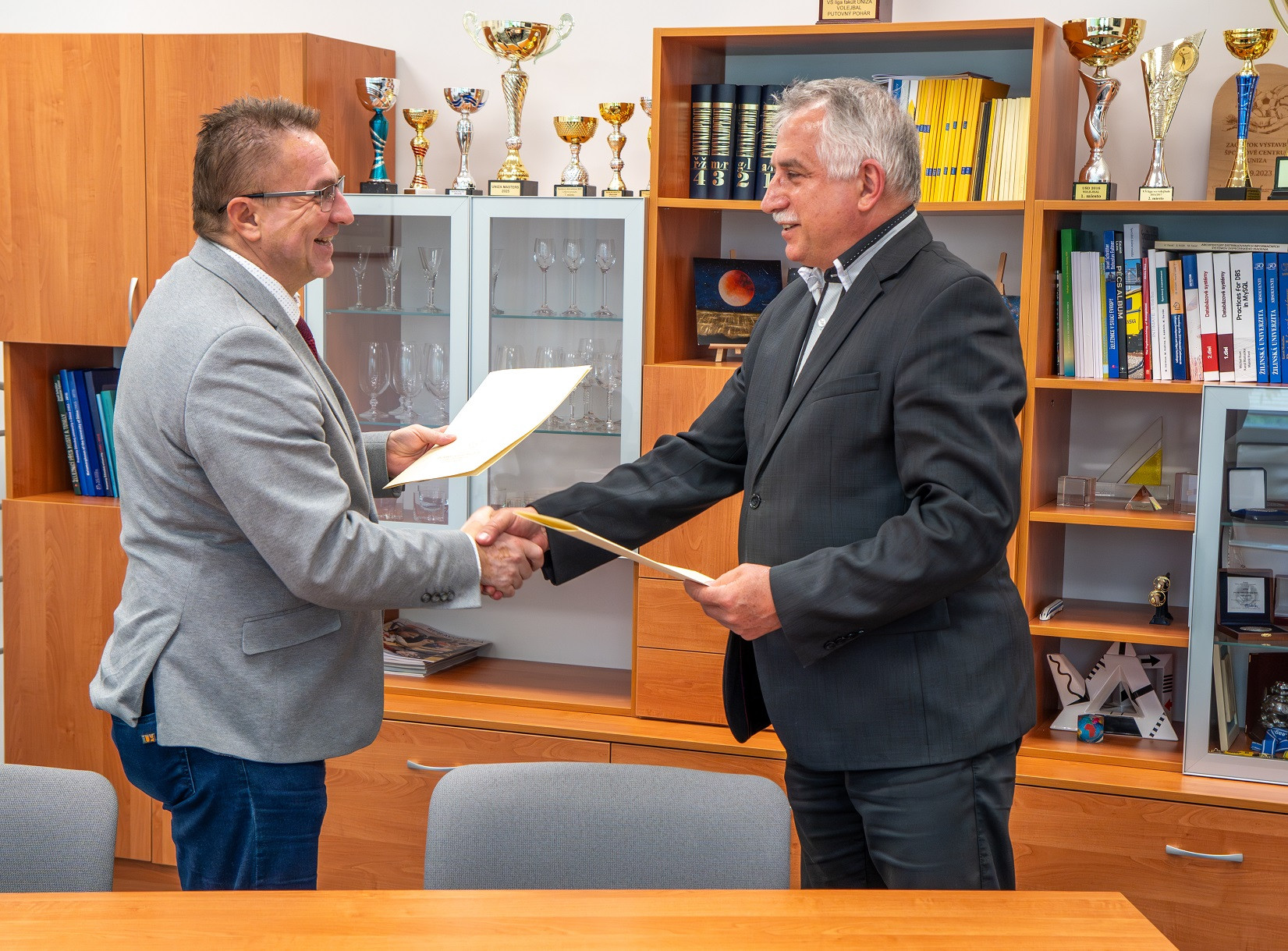 Uzatvorenie memoranda o spolupráci so Strednou priemyselnou školou informačných technológií a Gymnáziom KNM