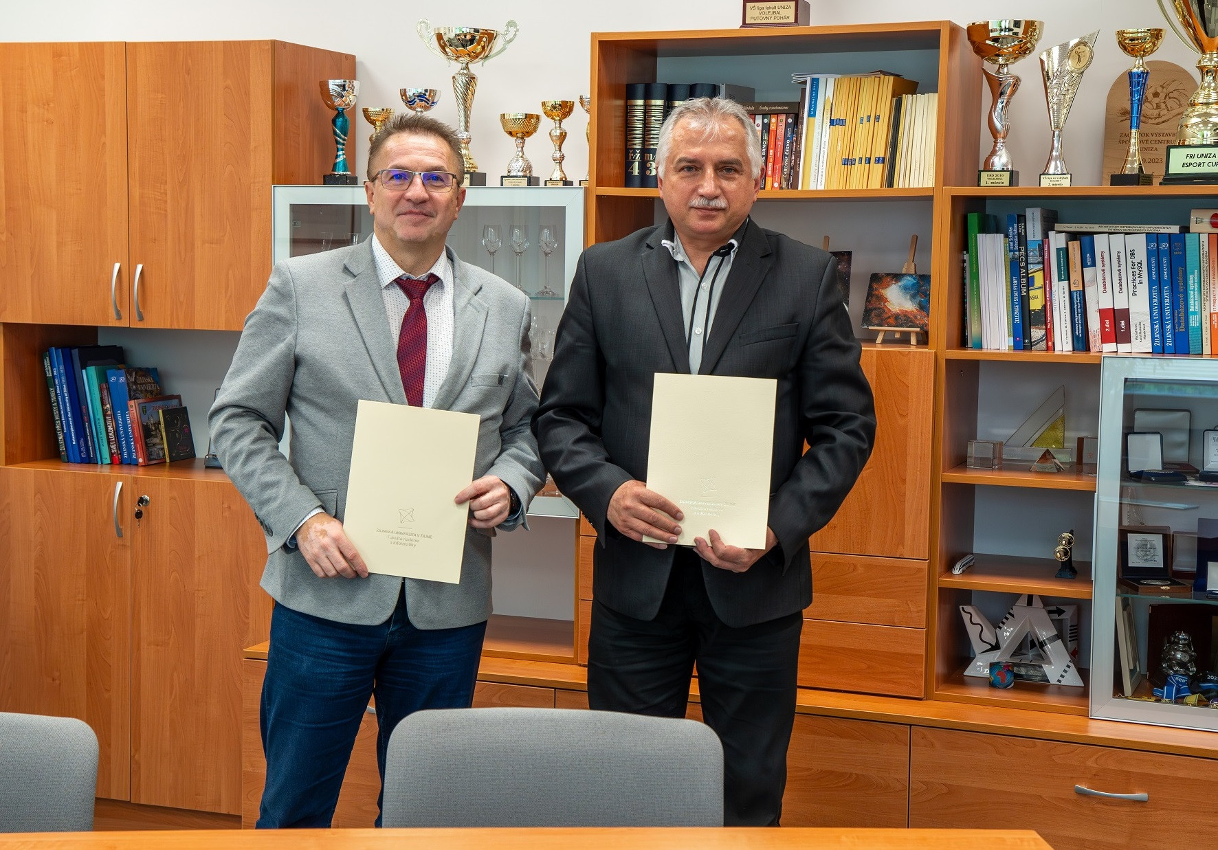 Uzatvorenie memoranda o spolupráci so Strednou priemyselnou školou informačných technológií a Gymnáziom KNM