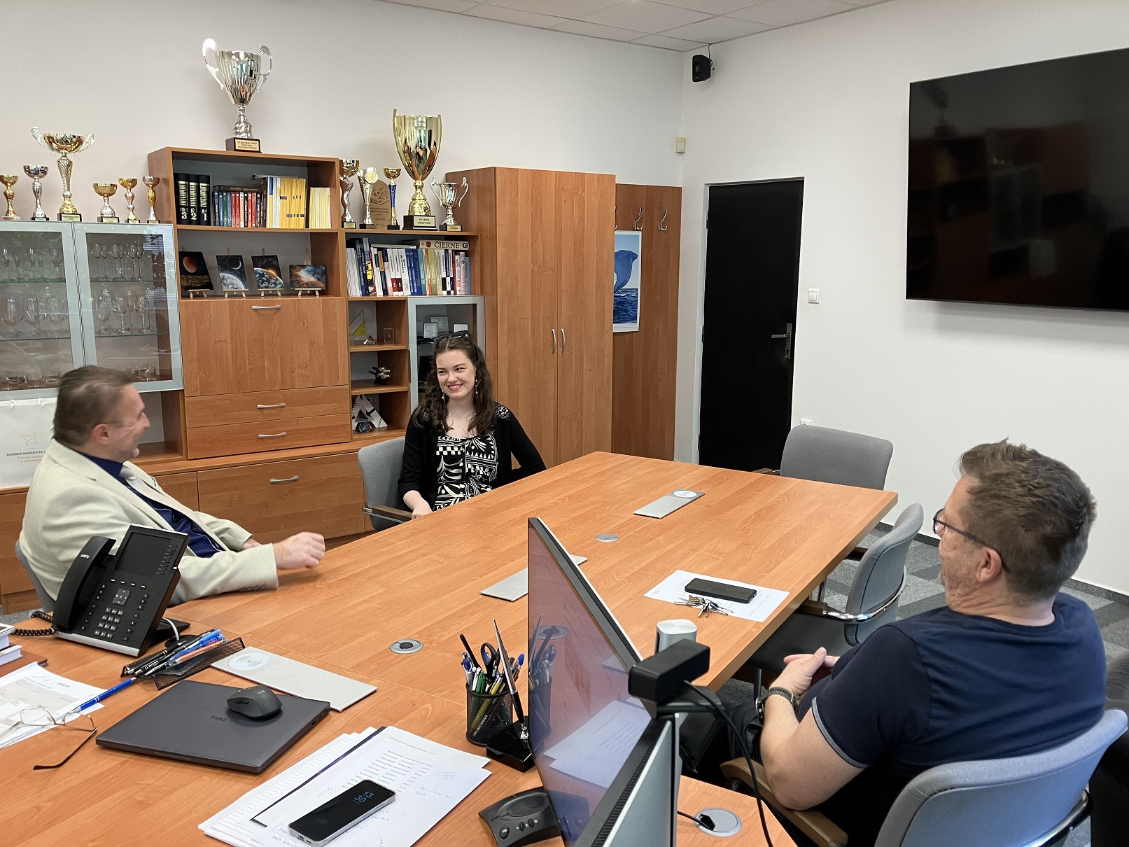 Poďakovanie študentke Kristíne Šubjakovej za vynikajúcu reprezentáciu fakulty i univerzity