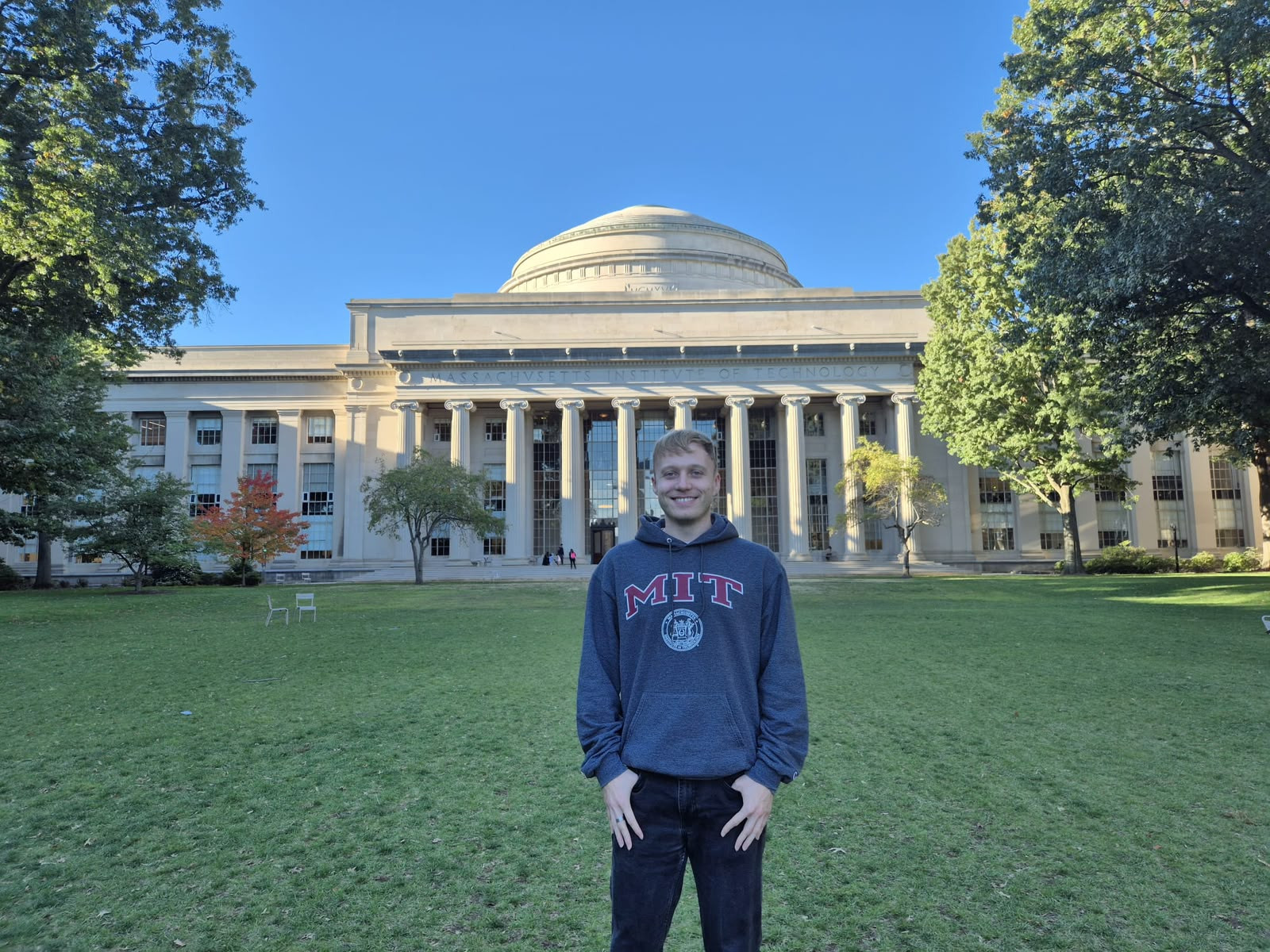 Náš kolega Michal ako hosťujúci vedec na jednej z najprestížnejších svetových univerzít - Massachusetts Institute of Technology (MIT)